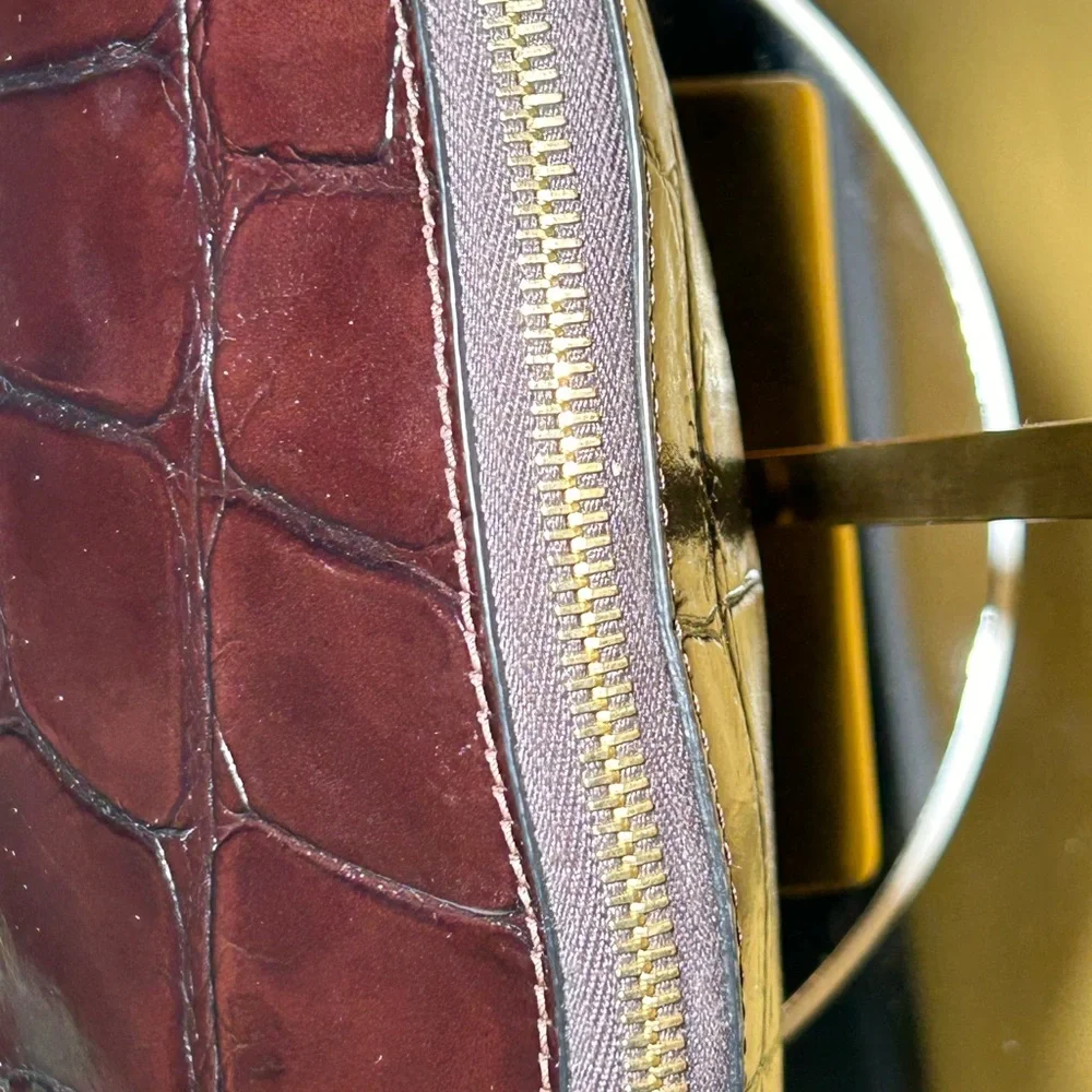 Dooney and Bourke Dennison Penny Crossbody Bag w/COA 10” x 7” x 4” - Picture 6 of 12